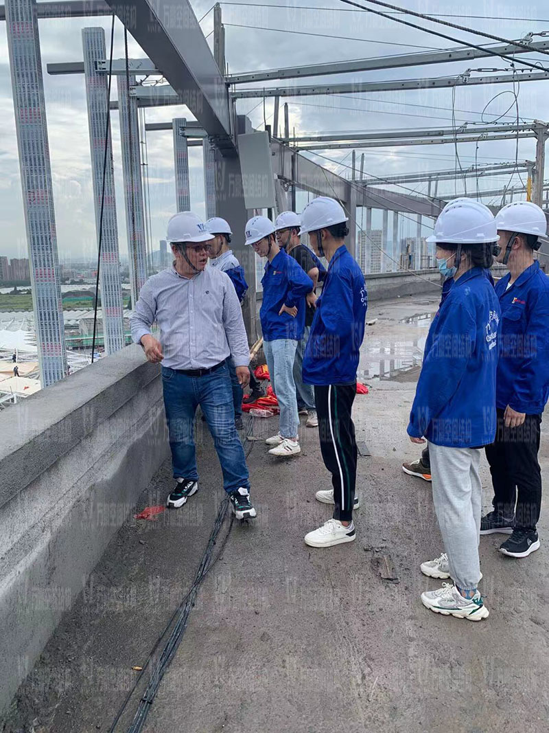 萬豪空間結構員工到杭州亞運會棒（壘）球體育文化中心膜結構項目學習交流