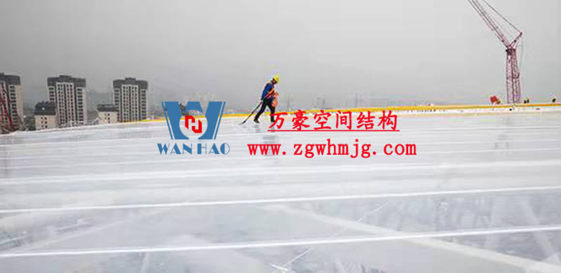 重慶龍興足球場ETFE屋面膜結(jié)構(gòu)工程內(nèi)環(huán)鋼結(jié)構(gòu)全部完成 重慶龍興足球場ETFE屋面膜結(jié)構(gòu)工程內(nèi)環(huán)鋼結(jié)構(gòu)全部完成