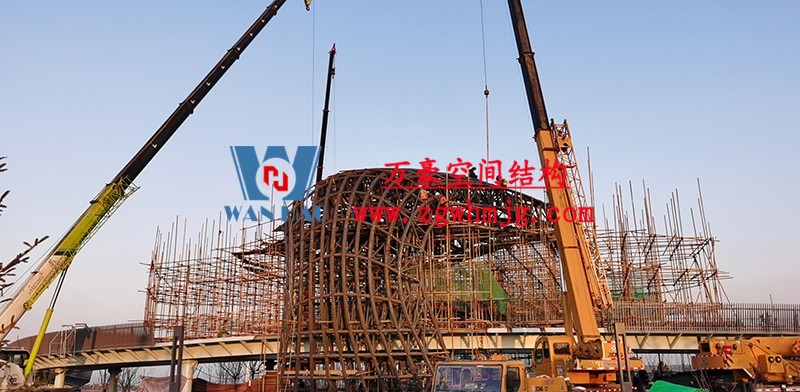 威海經貿交流中心異型鋼結構項目 威海經貿交流中心異型鋼結構項目