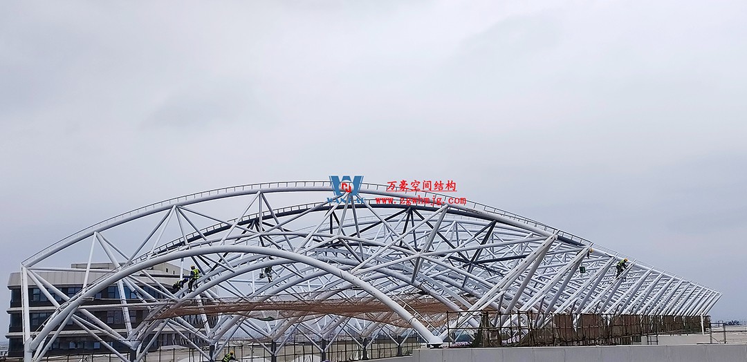海南醫(yī)學(xué)院第一附屬醫(yī)院江東新院區(qū)鋼結(jié)構(gòu)工程 海南醫(yī)學(xué)院第一附屬醫(yī)院江東新院區(qū)鋼結(jié)構(gòu)工程