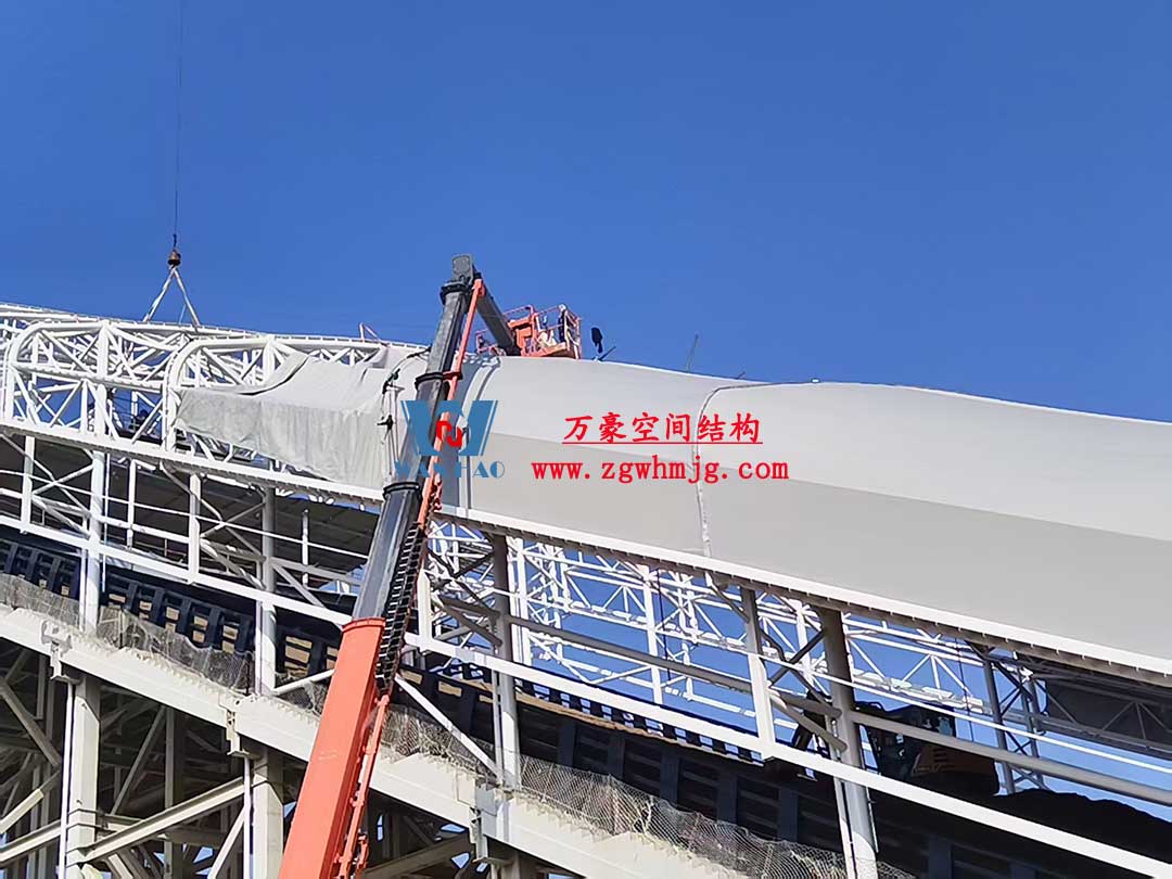 比亞迪紹興嵊州賽車(chē)場(chǎng)干拔沙坡觀景平臺(tái)PTFE膜結(jié)構(gòu)