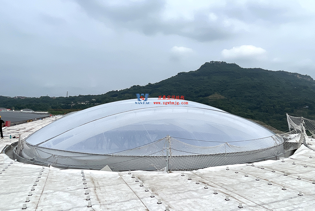 提檔提速，ETFE氣枕膜結構天窗正在火熱施工安裝中